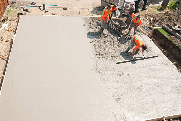 Best Concrete Retaining Walls in Ithaca, MI